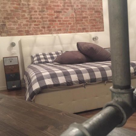 Mazzini 33 Aparthotel Лайнате Екстериор снимка
