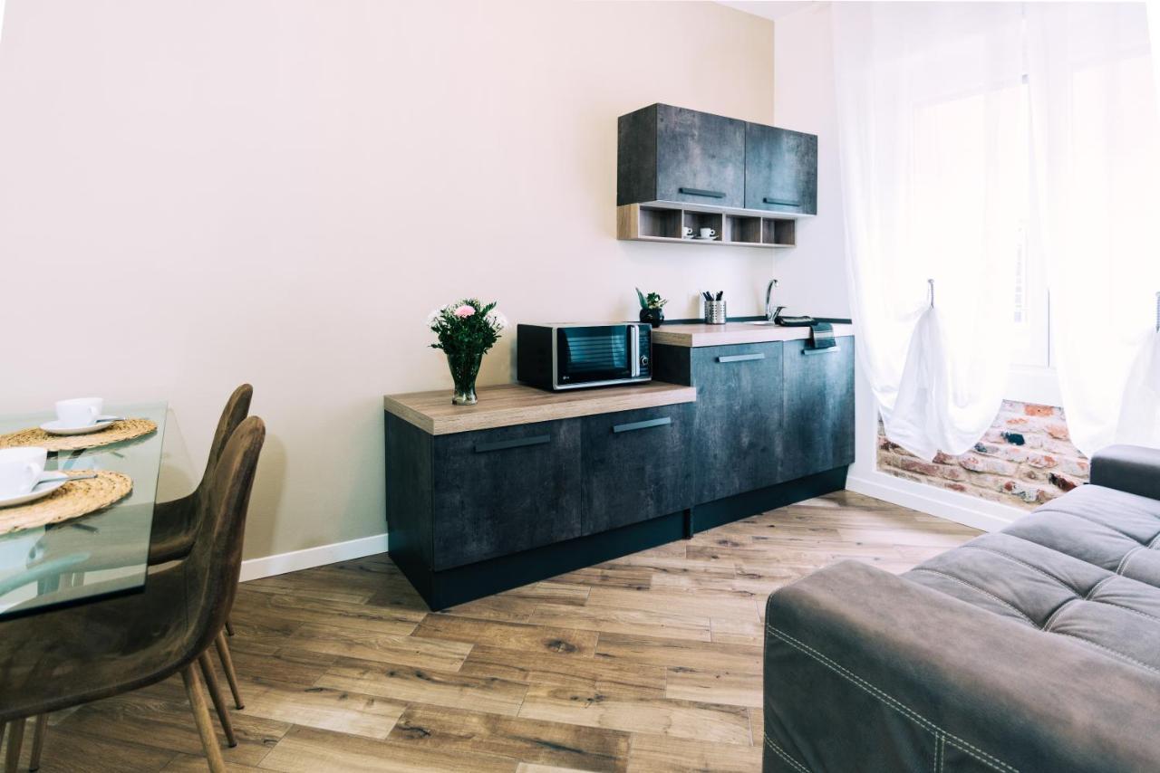 Mazzini 33 Aparthotel Лайнате Екстериор снимка